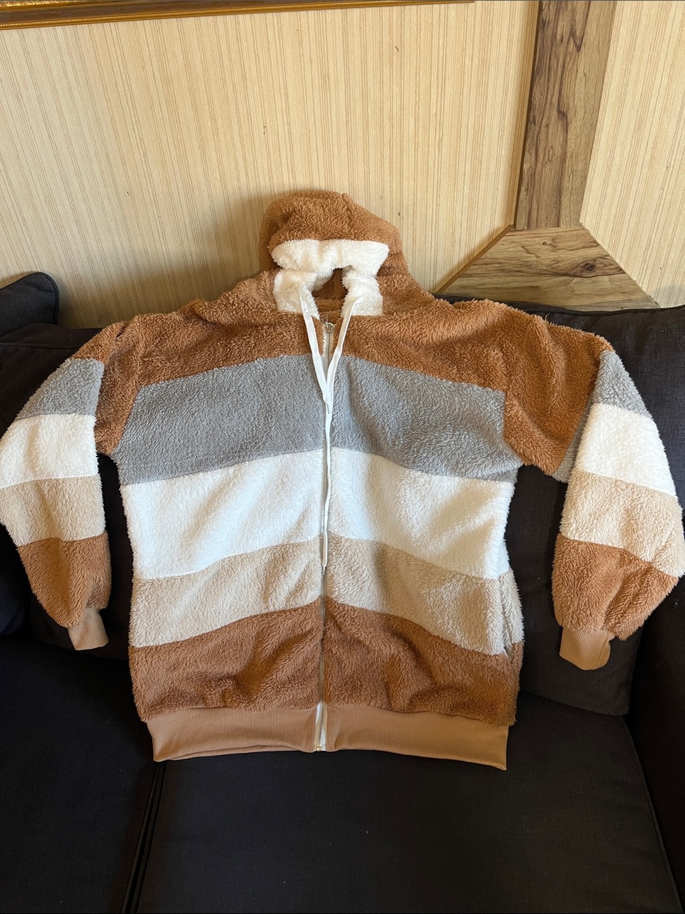 Teddy Jacket - Brown, White & Gray Stripes.  Women’s Size. XL. Lightweight